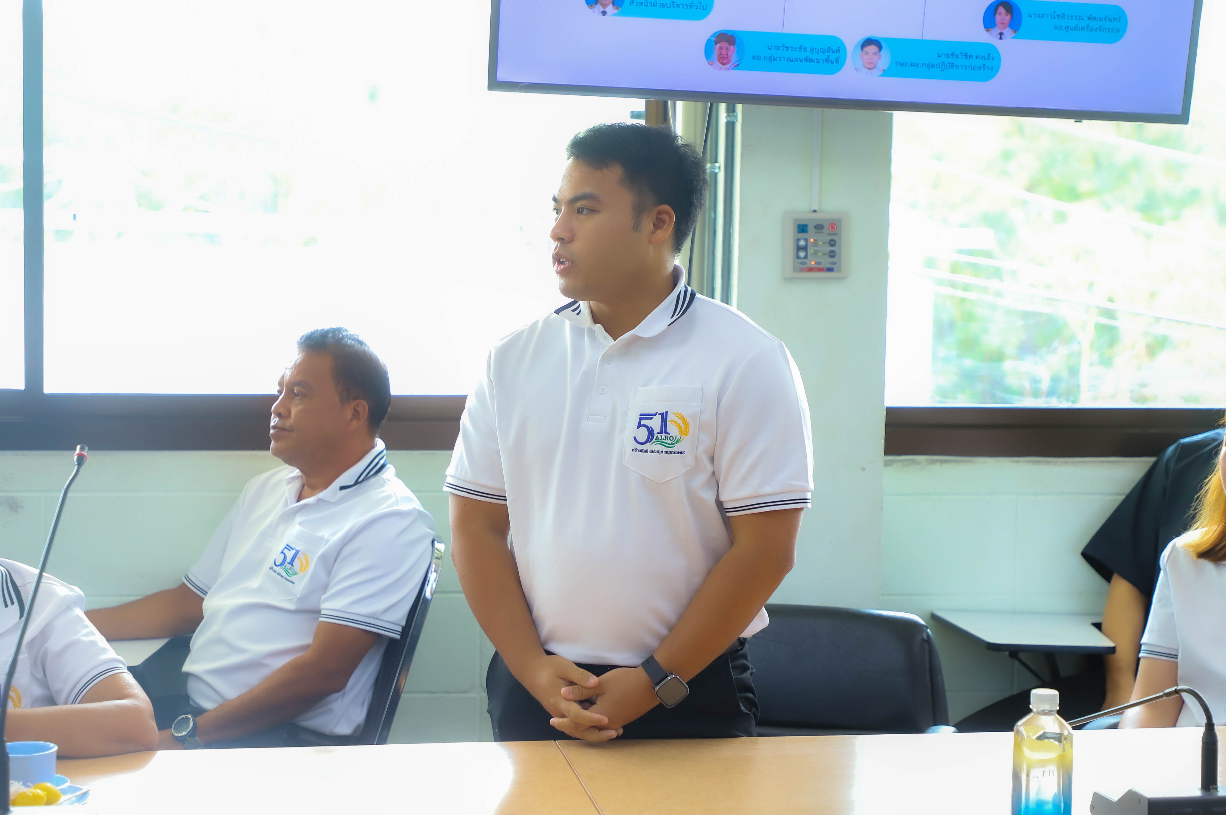 title - รองเลขาฯ ส.ป.ก. ลงพื้นที่มอบนโยบายการดำเนินงานแก่ สพป. พร้อมทั้งตรวจเยี่ยม ส.ป.ก.ปทุมธานี